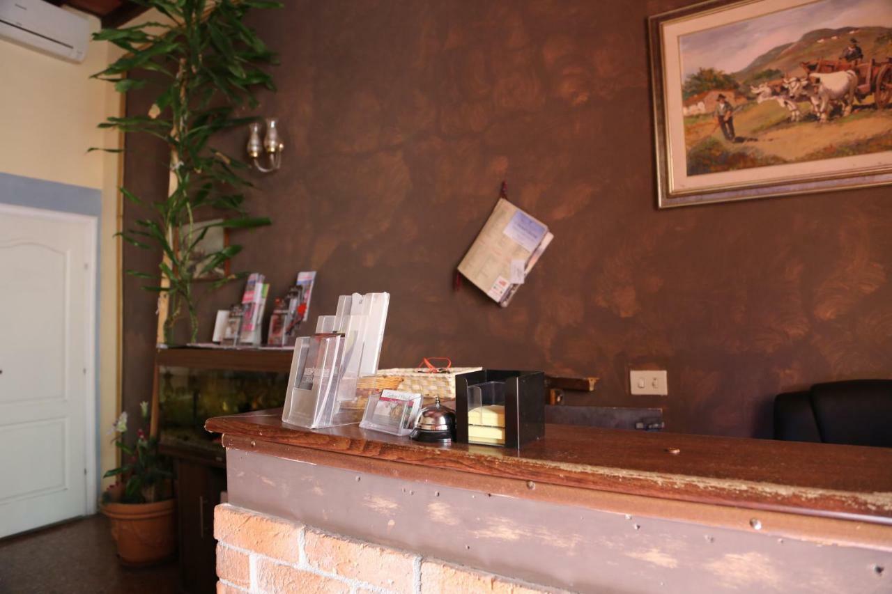 Riverbank'S Florencia Exterior foto